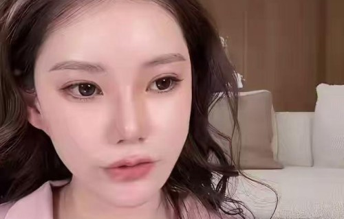 马筱梅出月子就开号捞金？ 亲儿子狂晒，继子女藏起，直播哭诉：我做一百件好事，一件没做好就被骂！
