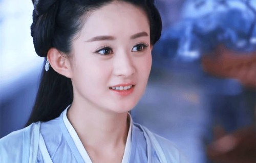 除了赵丽颖，还有哪些女星曾成功挑战年龄差巨大的角色？