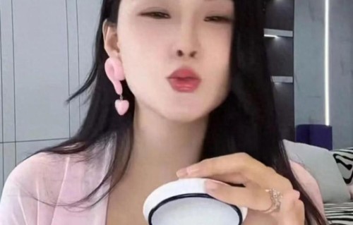 张颖颖火力全开！吐槽汪小菲本性难改，晒图喊话马筱梅卖情趣内衣