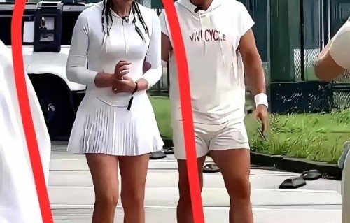 刘畊宏妻子王婉霏在健身直播中扮演什么角色？