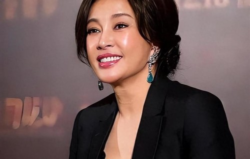 刘晓庆也没想到，身价上亿的她，竟被小38岁前男友算计了