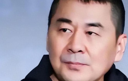 与陈建斌分手后，呼小静近况曝光，退圈后定居青岛，早早结婚生子