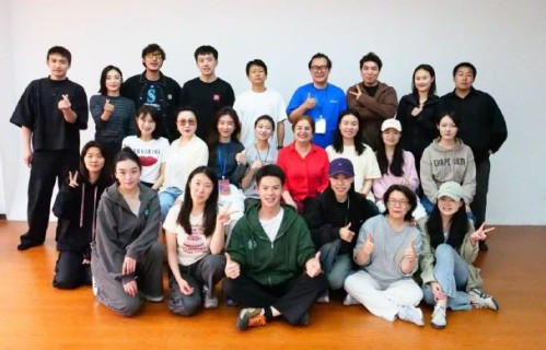 张彬彬自称“太了解自己”是指哪些方面？