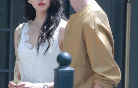 《红掌》剧名有什么特殊寓意？