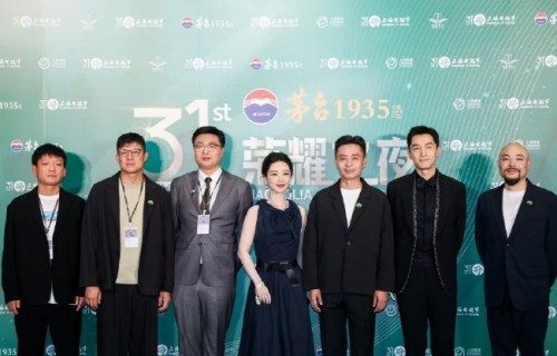 杨紫之前还有哪些主动让C位的经历