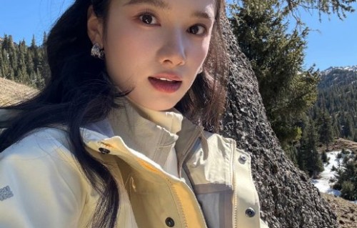 张婧仪为何被称头号爬山爱好者？