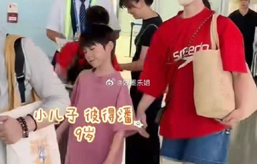黄磊儿子未来是否会像姐姐们一样进入娱乐圈？