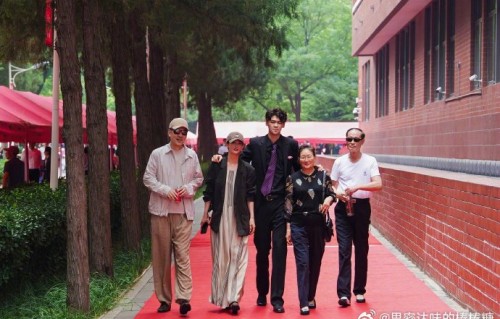 陈建斌蒋勤勤在儿子成长过程中是如何平衡事业与家庭的？