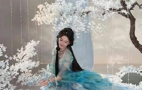 陈瑶的浓艳古妆造型为何被赞适配度满分？