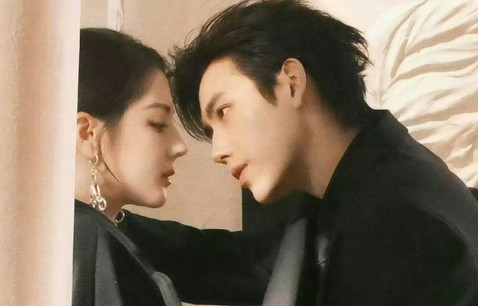 白日提灯衍生短剧：都不白来？四百岁祖宗穿越后反宠娇蛮大少爷