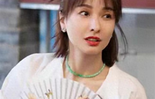 谈7年恋爱还不结婚吴昕郑凯恋情曝光，难怪她看不上杜海涛