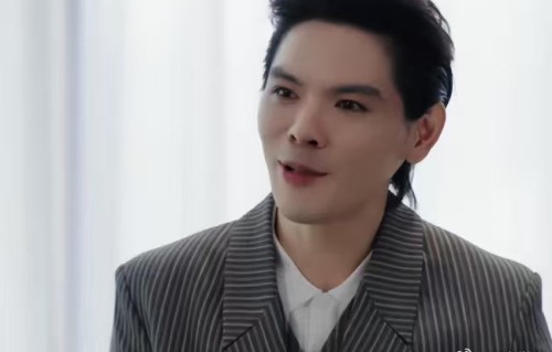 郭碧婷与向佐的婚姻现状如何？