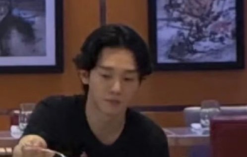 韩国娱乐圈对已婚爱豆的公众态度有何变化？