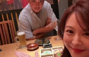 李金铭和李佳航聚餐视频为何引发全网怀旧？
