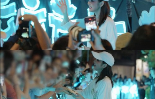 李云霄的戏曲功底如何体现在舞台造型中？