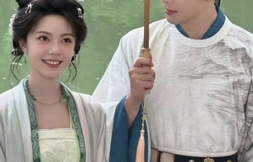 一念江南路透炸锅!赵今麦宋制造型美成画，王安宇文官气质绝了_柳堤下拂动的柳枝