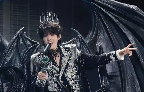 张泽禹高音的现场表演视频