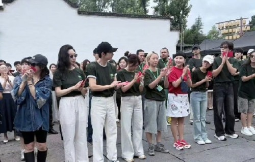 赵今麦郭俊辰三搭！但这次是女主和男配