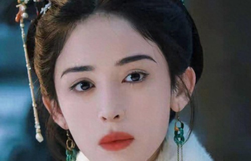 新剧滤镜白到晃眼，娜扎演技与张慧雯气质之争