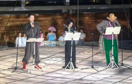 观众为何对《文城》话剧首演大规模退票表示不满？