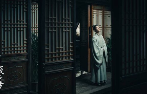 《藏海传》热播 肖战谈角色：既有复仇的决心，也有人性的柔软_新闻