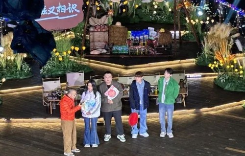 乡助山野 | 柳岩、孙越等6位明星获基金会“城市公益传播官”称号-服务故事-重庆陆海国际传播公益基金会官网