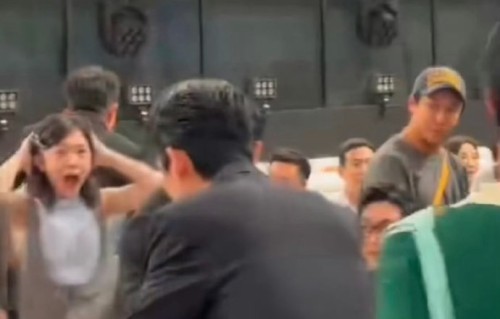 于适为什么没有注意到杨恩又在找他？