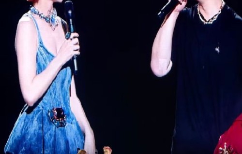 潘玮柏和杨丞琳在演唱会上合唱了哪些歌曲？