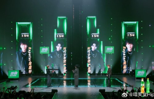 严浩翔在《颜如玉2.0》中关闭提词器是出于什么考虑？