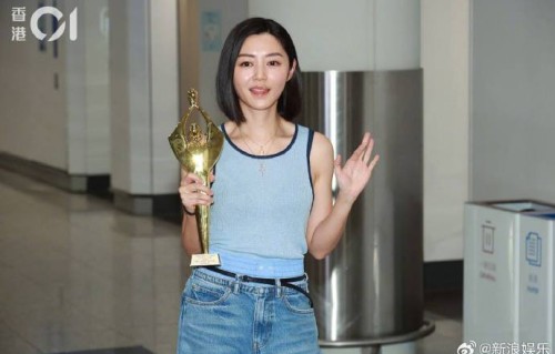 卫诗雅和古天乐、朱一龙在现场互动多吗？