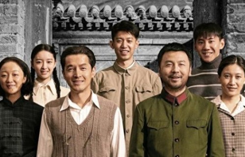 新民艺评｜吴永耀： 半世对峙，一念救赎——电影《抓特务》里的时代与人性|冯小刚|肖大力|冯静|电影剧情讨论|无悔追踪