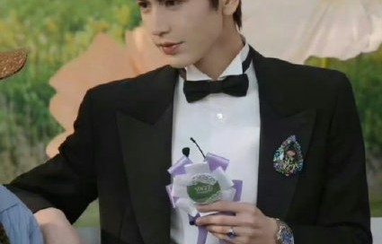 张凌赫未来的演艺规划是什么？会尝试哪些类型的角色？