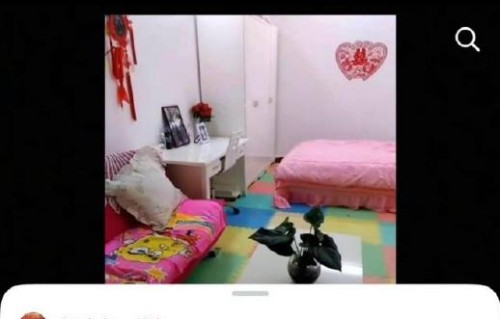 农户家庭保留李金铭十年前的碳化饭菜作为“纪念”是否构成侵权？