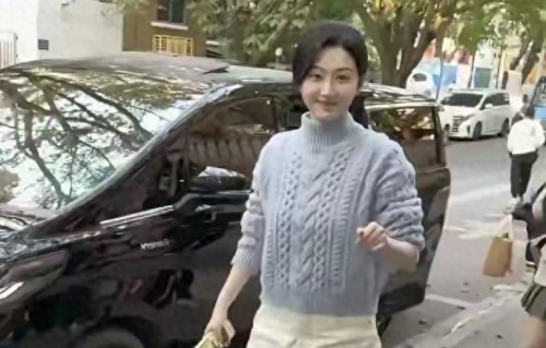 见过景甜本人才懂，真人比荧幕美太多，颜值气质直接封神 