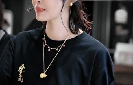辛芷蕾在《金色》中的打戏精彩吗？