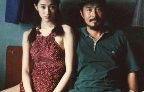 李小冉初中时期的旧照片现在能看到吗