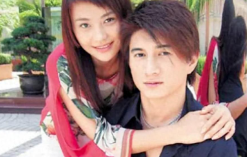 马雅舒庆结婚16周年，外国老公显老胖到200斤，儿女又高又好看