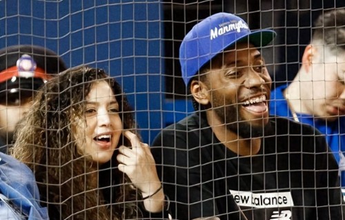 伦纳德和娇妻近照，34岁还是超巨，赚了4.3亿，妻子旺夫相 