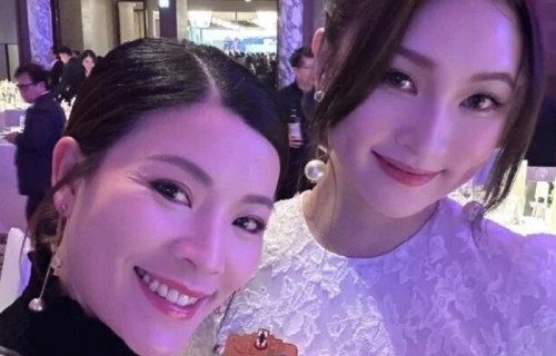 港媒曝赌王儿子何猷启婚后造人成功！携第二任太太采购婴儿用品