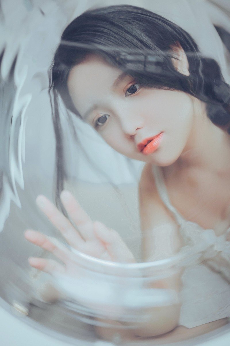 79岁郑少秋官宣退休!神隐三年首度发声,一代荧幕大侠从容谢幕_宁静姿态