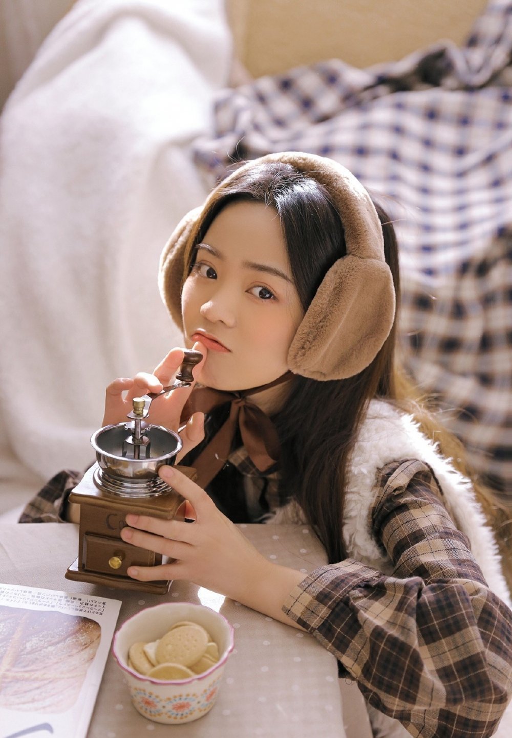 黄晓明与林志玲在这次活动中的互动展现了怎样的多年友情？