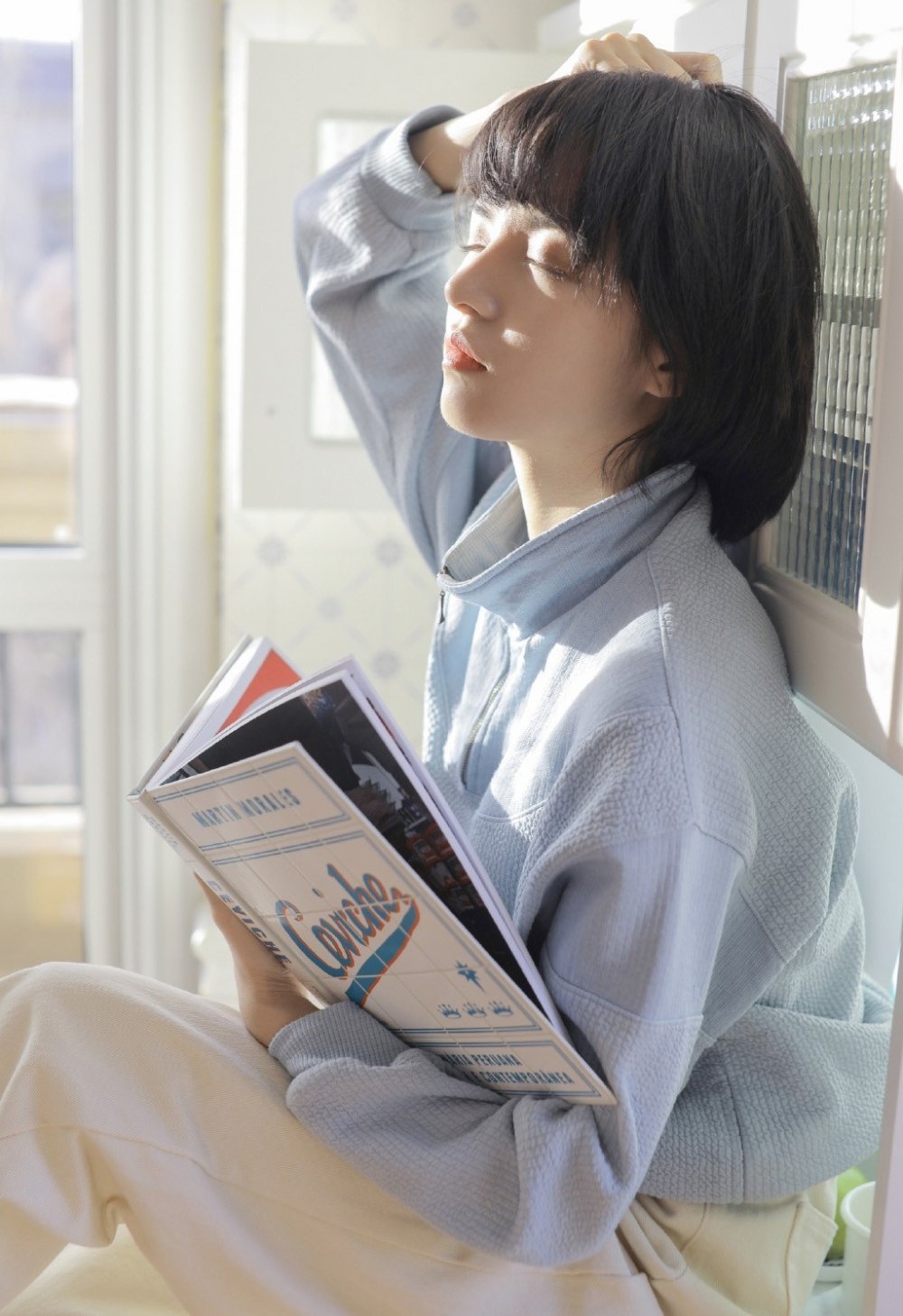 粉丝对姚琛在西藏高原坚持直播的态度是怎样的?|偶像|雪崩|雪山|自然|穿越