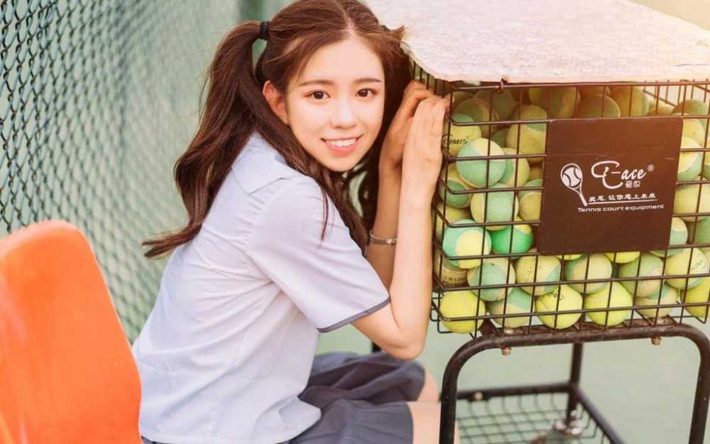 黄晓明对黄宗泽突如其来的脸颊比心具体发生在哪个活动?