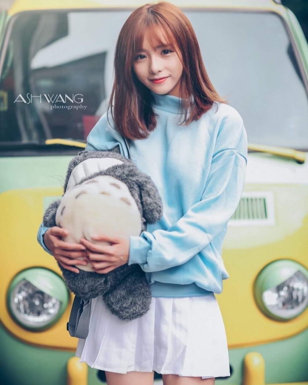 79岁郑少秋官宣退休!神隐三年首度发声，一代荧幕大侠从容谢幕_宁静姿态