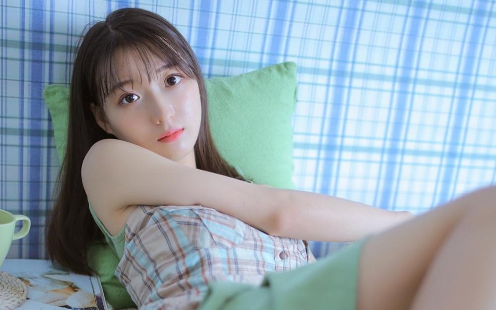 黄晓明与林志玲在这次活动中的互动展现了怎样的多年友情？