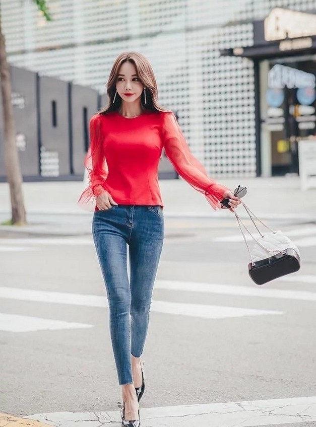 任敏秒回网友“一见钟情案” 剧内秦律师人设延伸剧外|家事法庭|还有明天|情难自禁|温柔|逆袭短剧