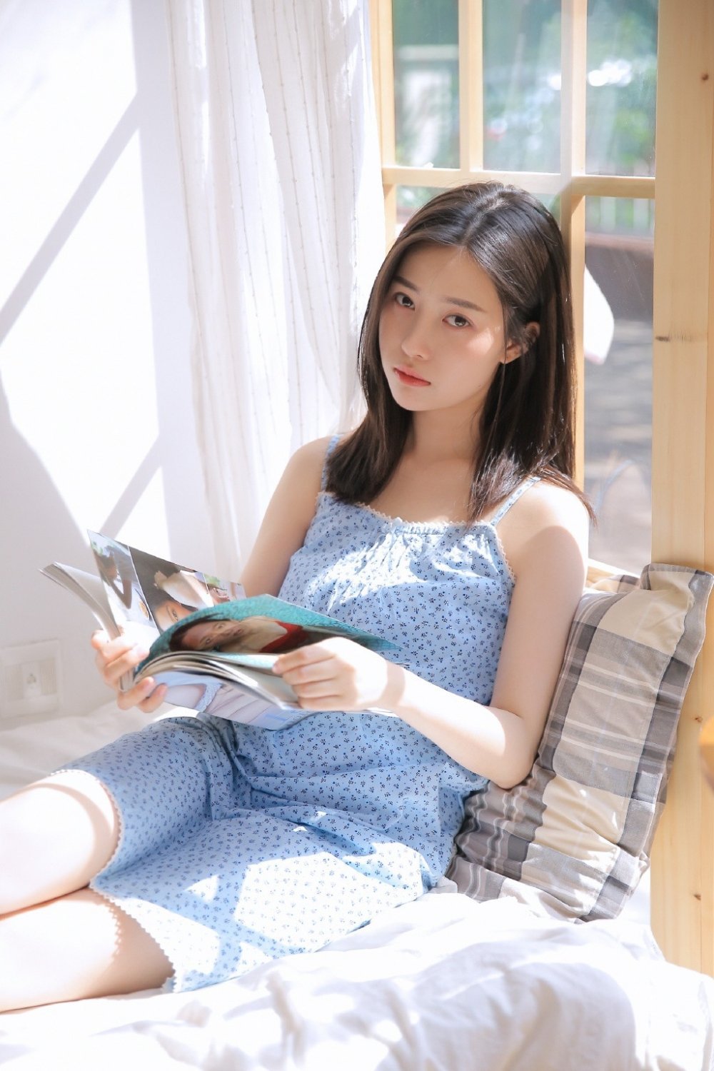 粉丝对姚琛在西藏高原坚持直播的态度是怎样的？|偶像|雪崩|雪山|自然|穿越