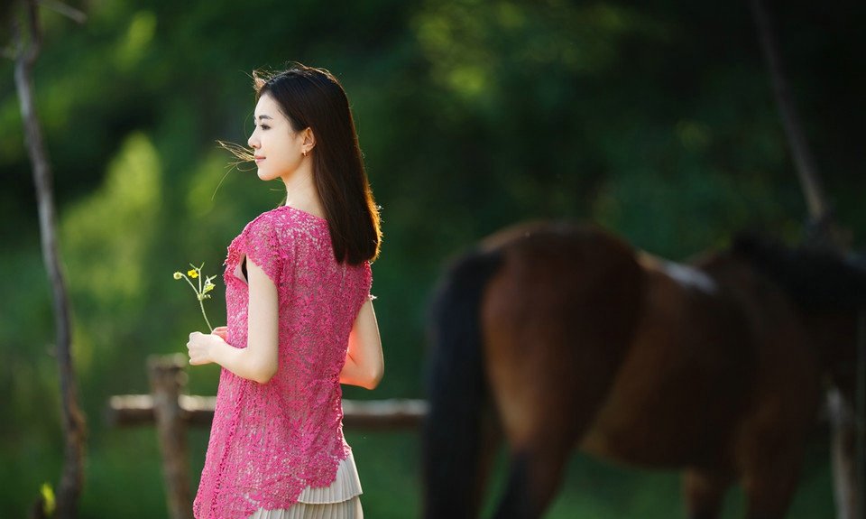 导演郑晓龙具体称赞了章若楠演技的哪些方面?|冬去春来|电话亭|歌手|电影剧情讨论|尤咏慈_手机新浪网