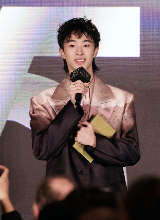  打开网易新闻 查看精彩图片 