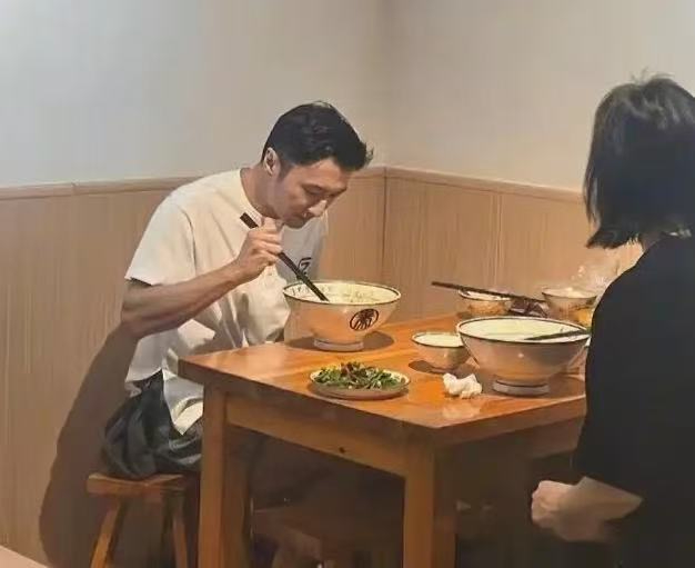  打开网易新闻 查看精彩图片 